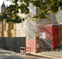 Conservation et Restauration de la Collégiale dde Neuchâtel: pose de la palissade de chantier sur la partie sud - image 2/2